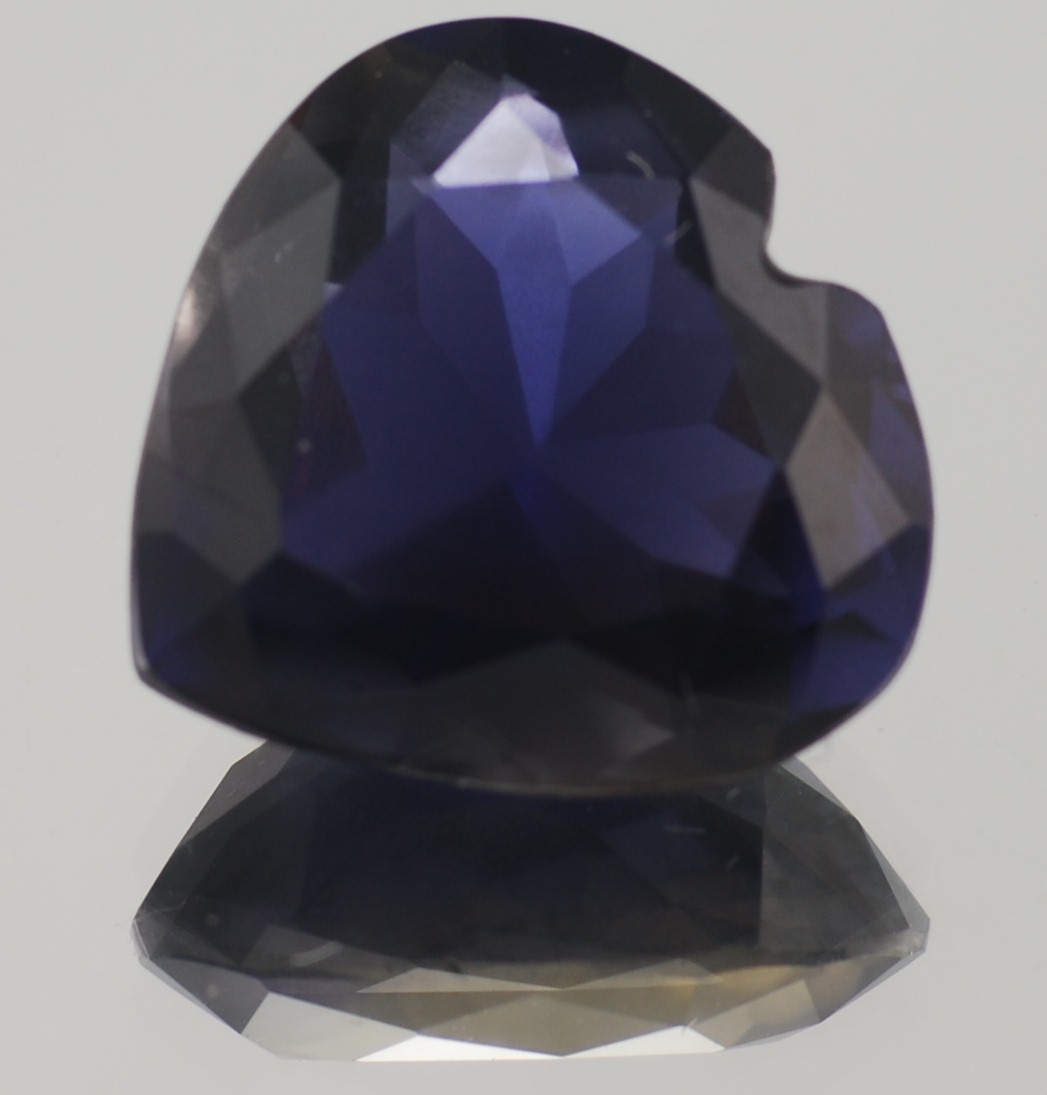 heart iolite