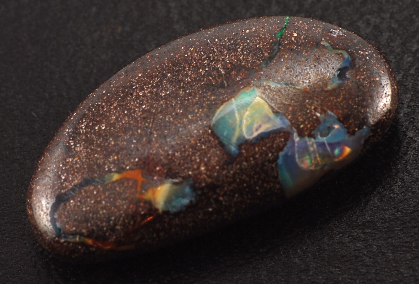 opal in matrix