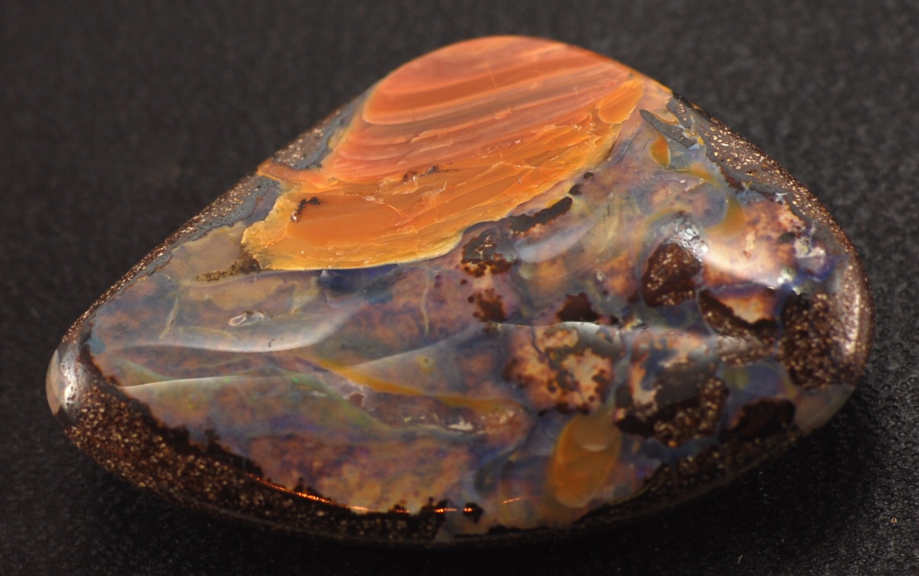 opal in matrix