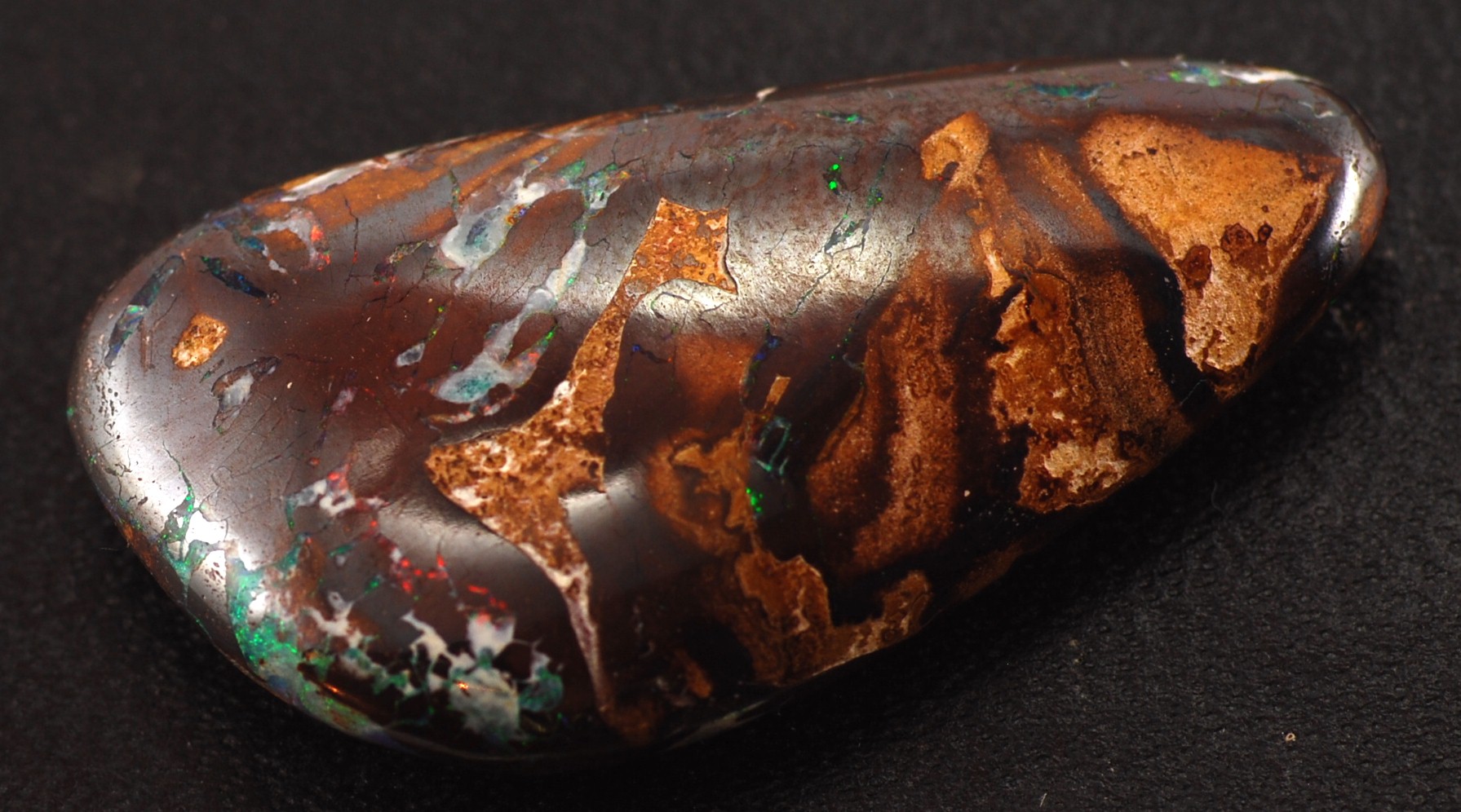 opal in matrix