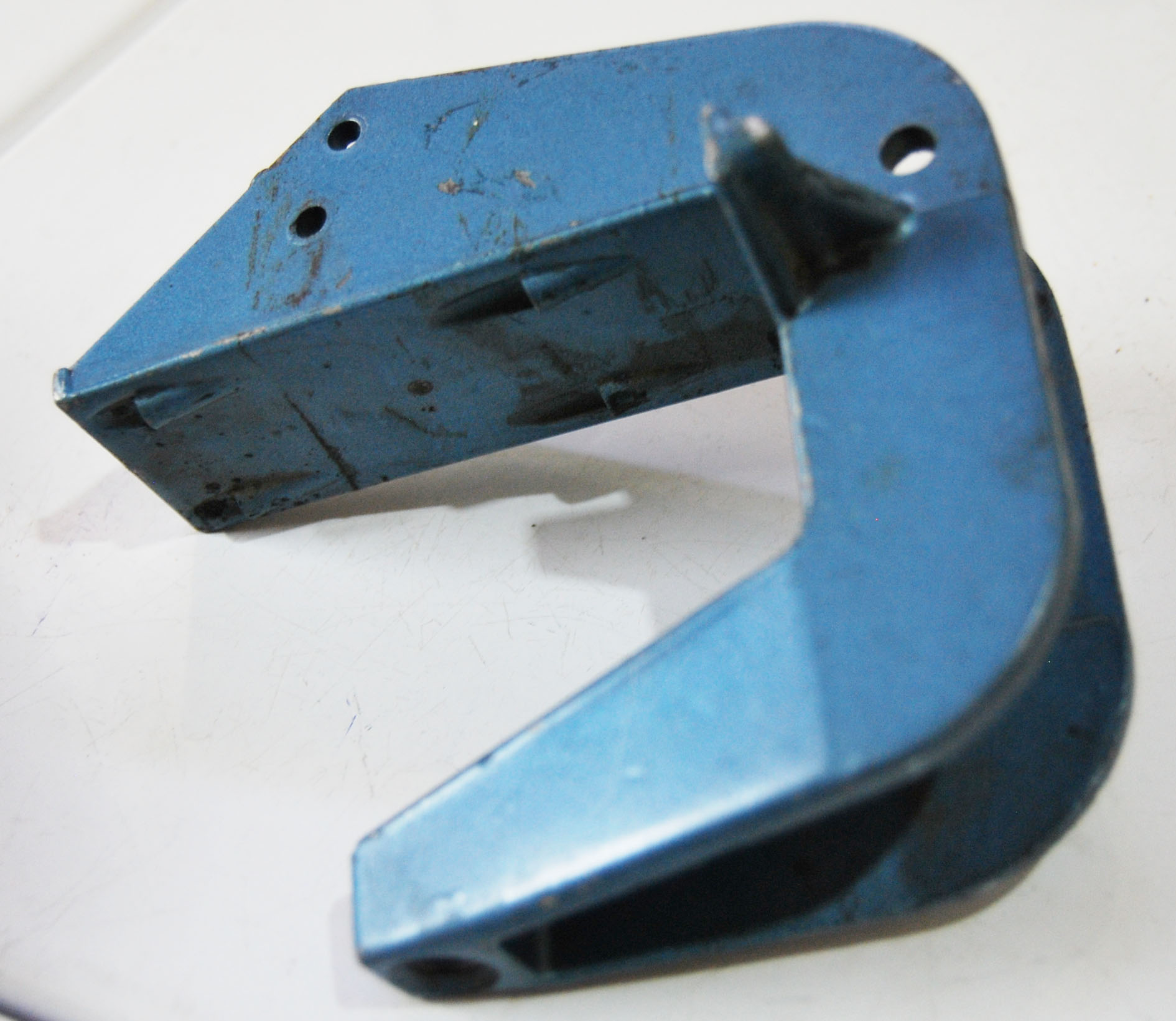 stern bracket